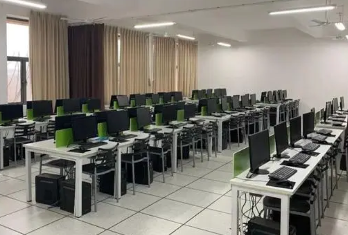 Wuhan Textile University Multimedia Classroom Online teaching and supervision equipment (Phase II)